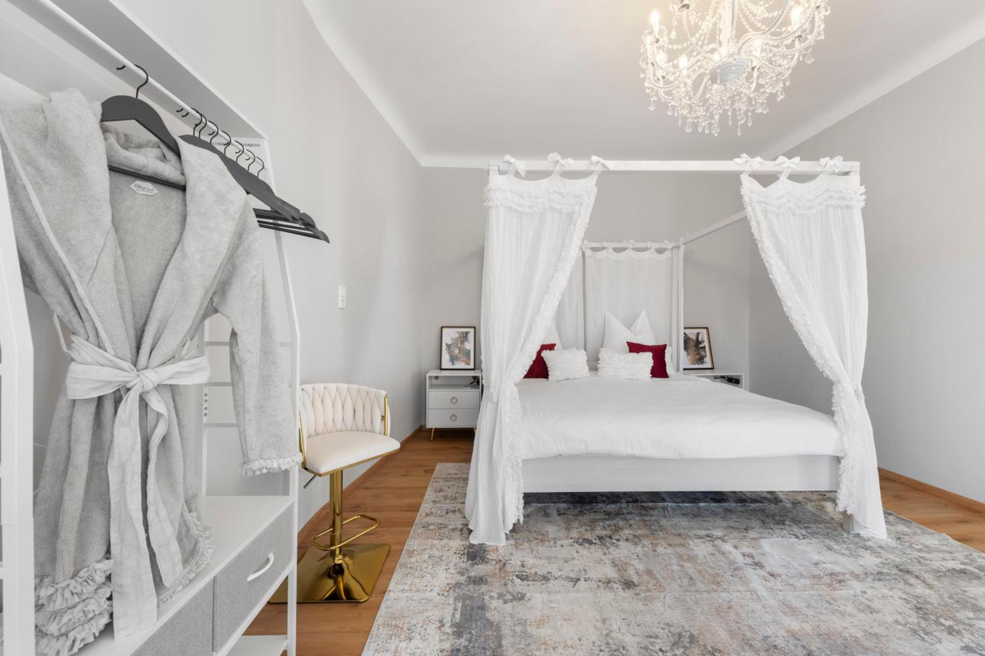Liebelei Miesbach - Boutique-Apartment Mit Terrasse Im Zentrum ภายนอก รูปภาพ